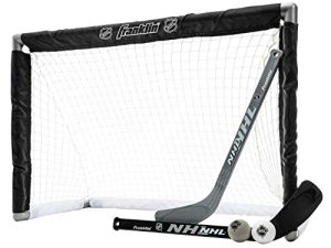 هدف هوكي صغير من Franklin Sports NHL Youth + مجموعة عصا - هدف هوكي الركبة للأطفال ، وعصي + كرات صغيرة من الإسفنج - (1) هدف ، (2) عصي صغيرة + (2) كرات متضمنة